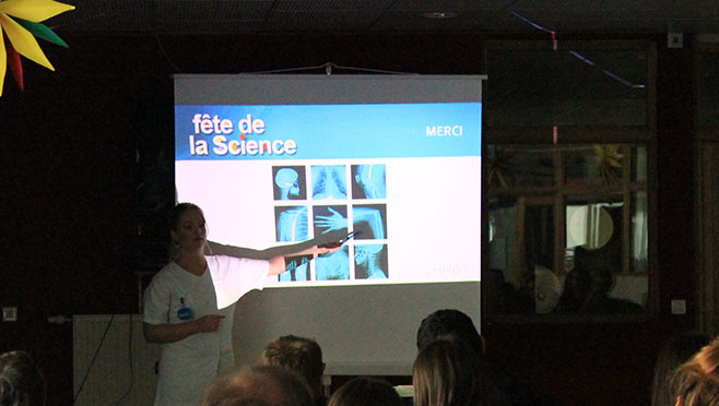 Fête de la Science au GHND : la démonstration par Dr House !